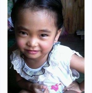 Meet your Posher, Edz